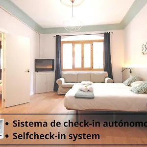 Regina Selfcheck-in Smart Gæstehus